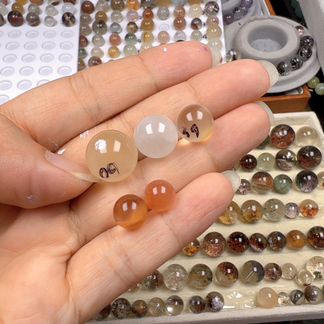 奶***盖水晶手串银S925镶嵌