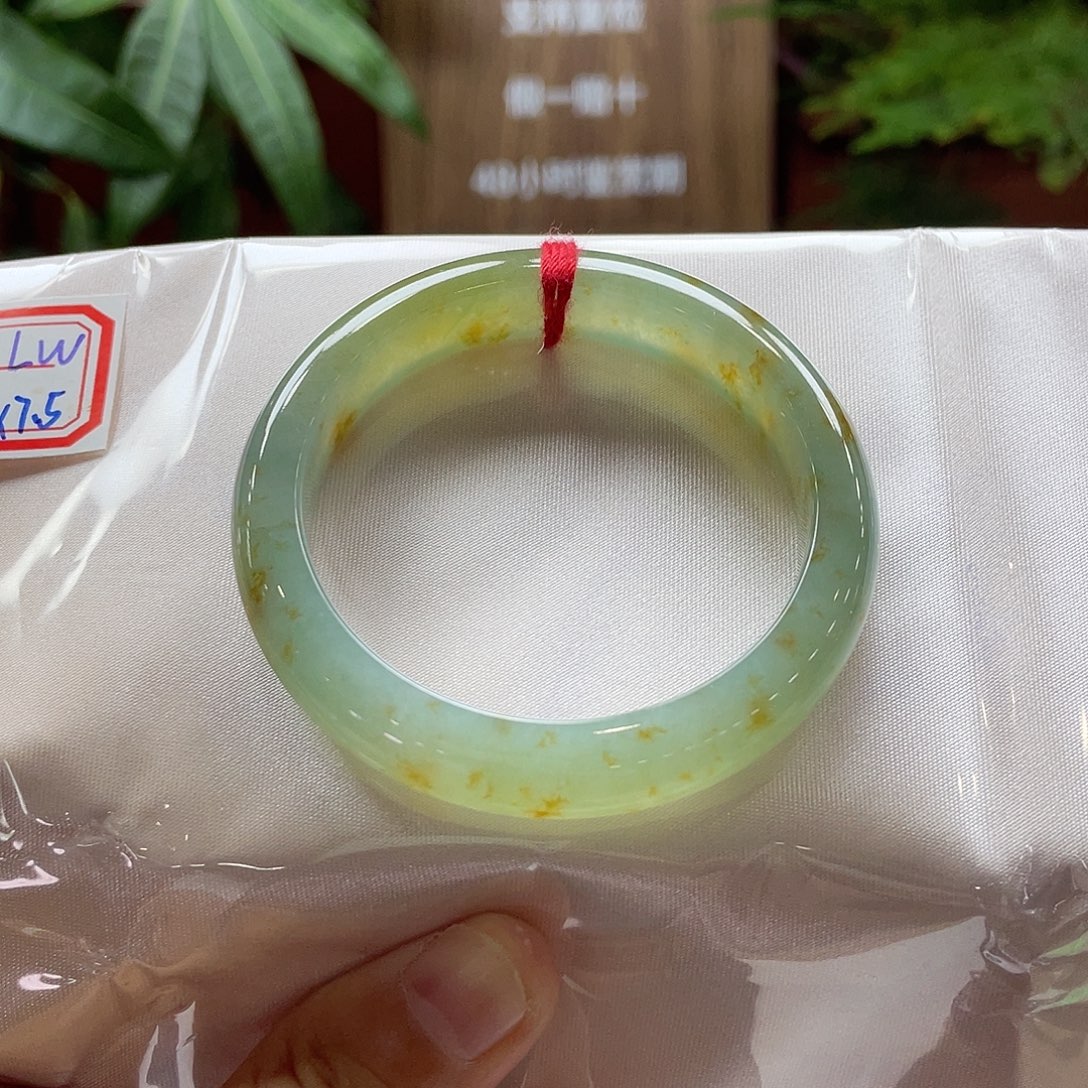 未镶嵌手镯翡翠42 号链接