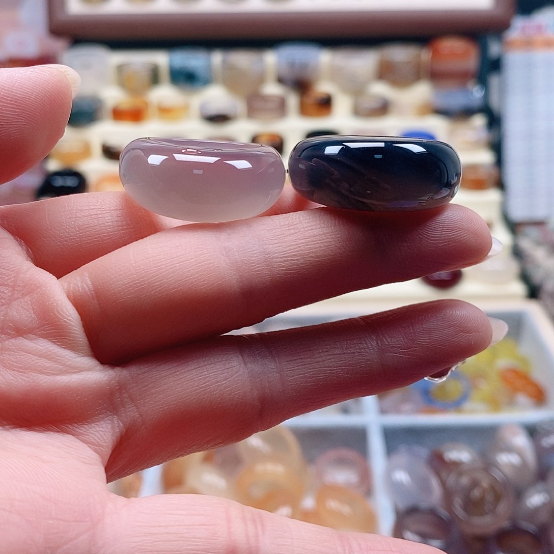 玛瑙/玉髓戒指未镶嵌和**晓