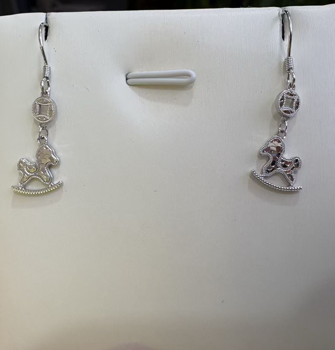 925银耳饰 S925银耳饰