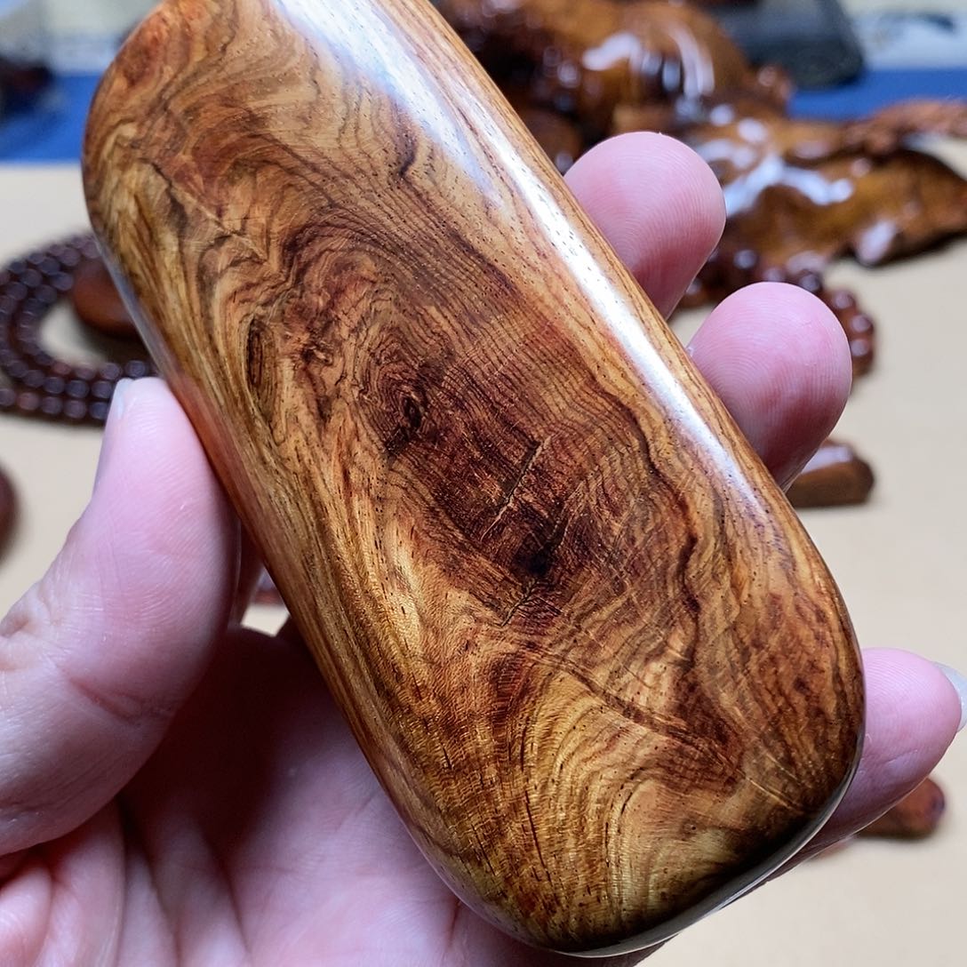 【闪购商品】黄花梨/降香黄檀把件手把件