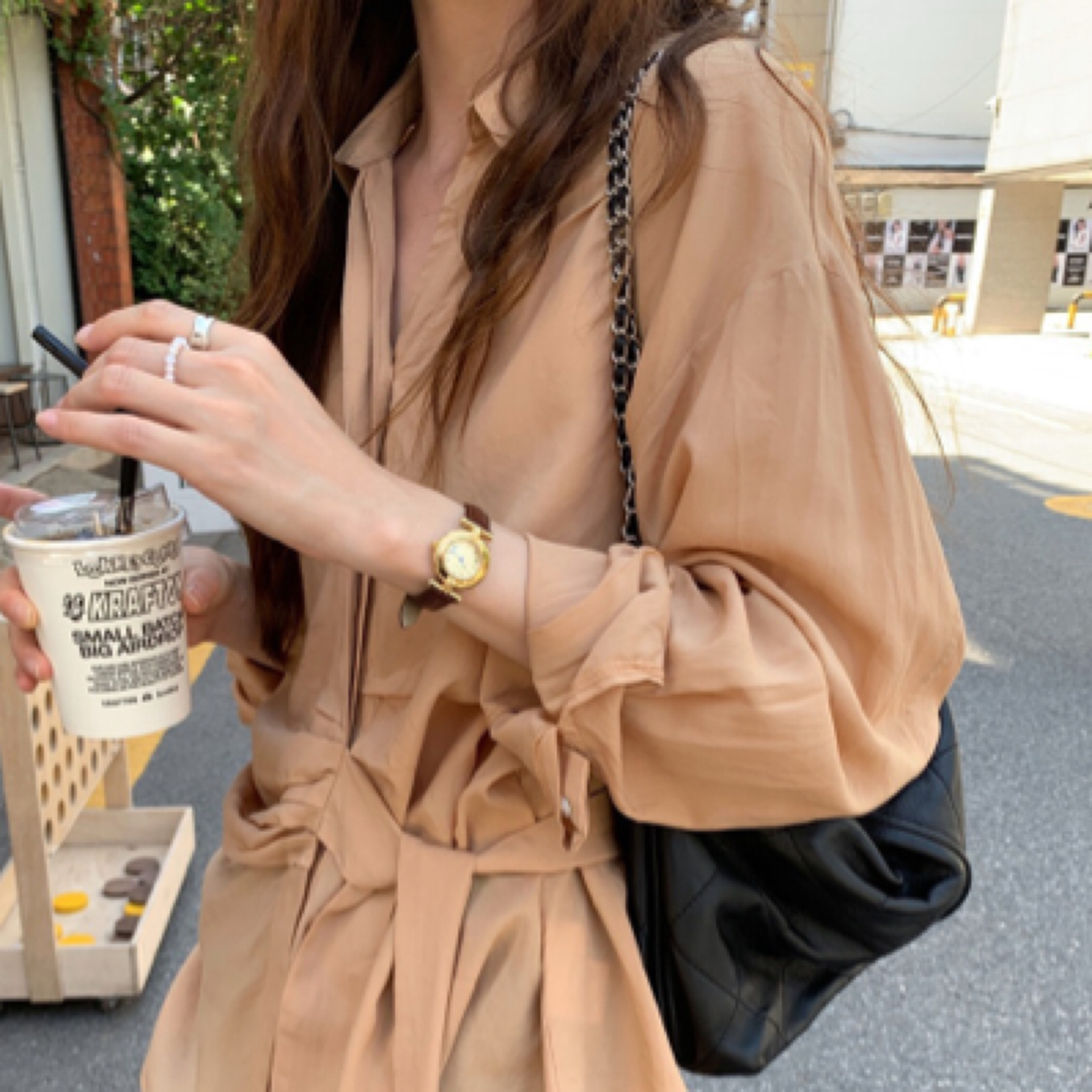 慵懒垂感绑结衬衫