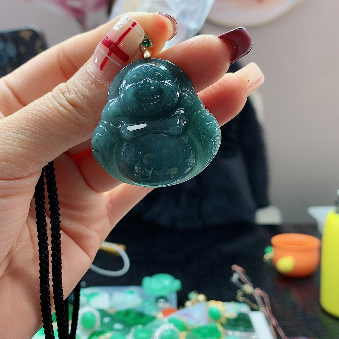 【闪购商品】翡翠吊坠(赠链)未镶嵌