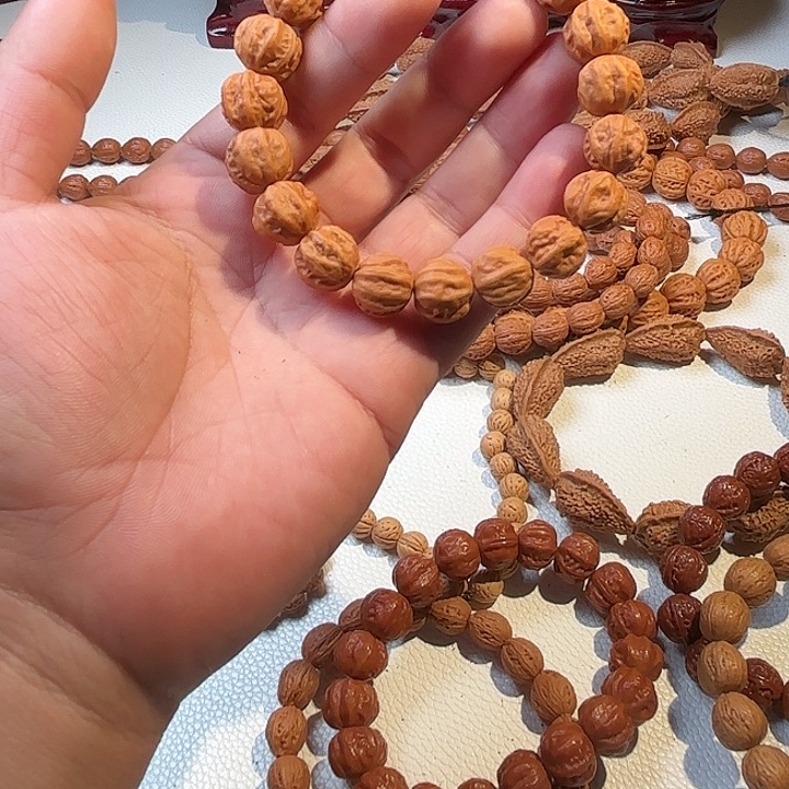 楽***9桃核把件仿佛小八楞