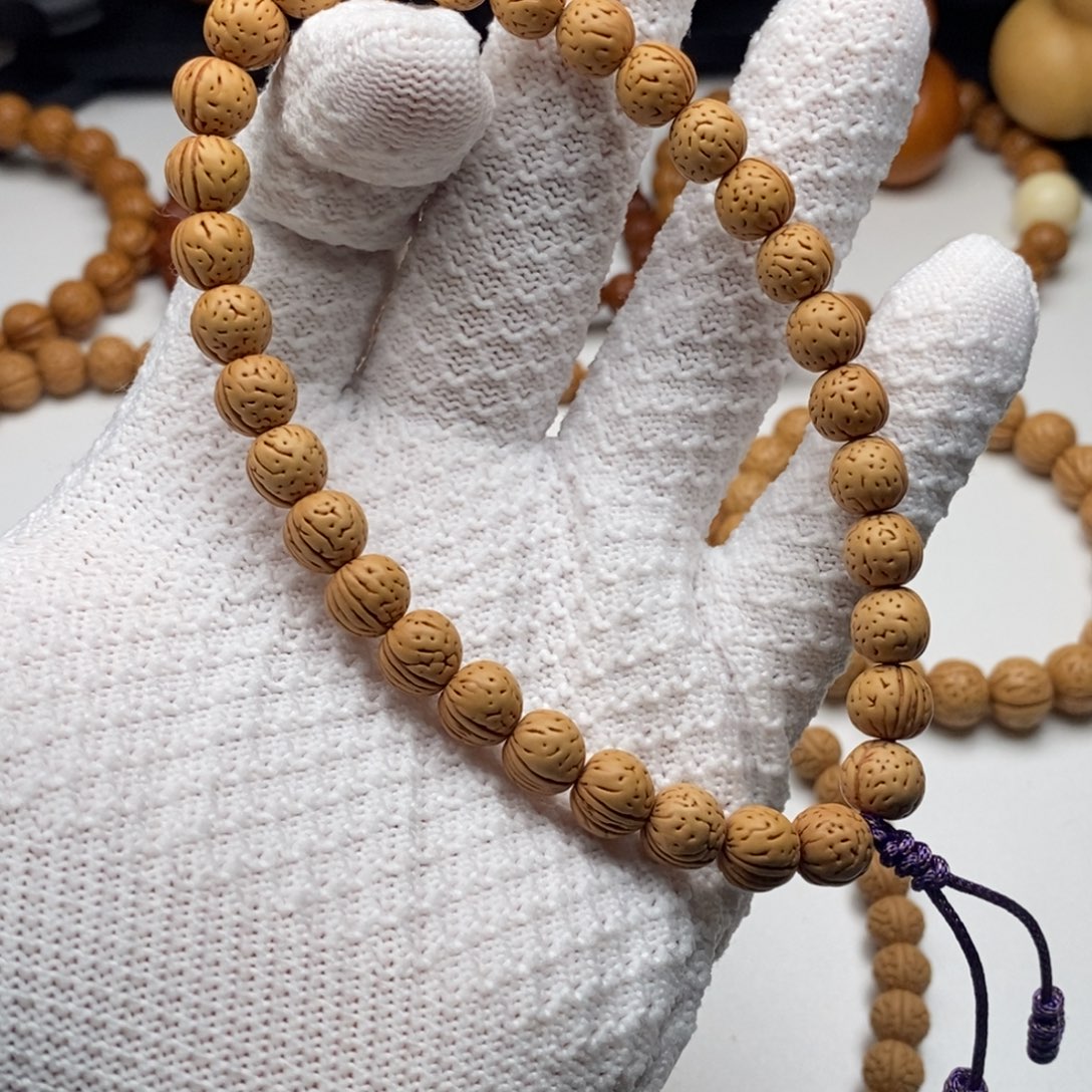 飘***雨吊坠桃核奶油皮黄桃