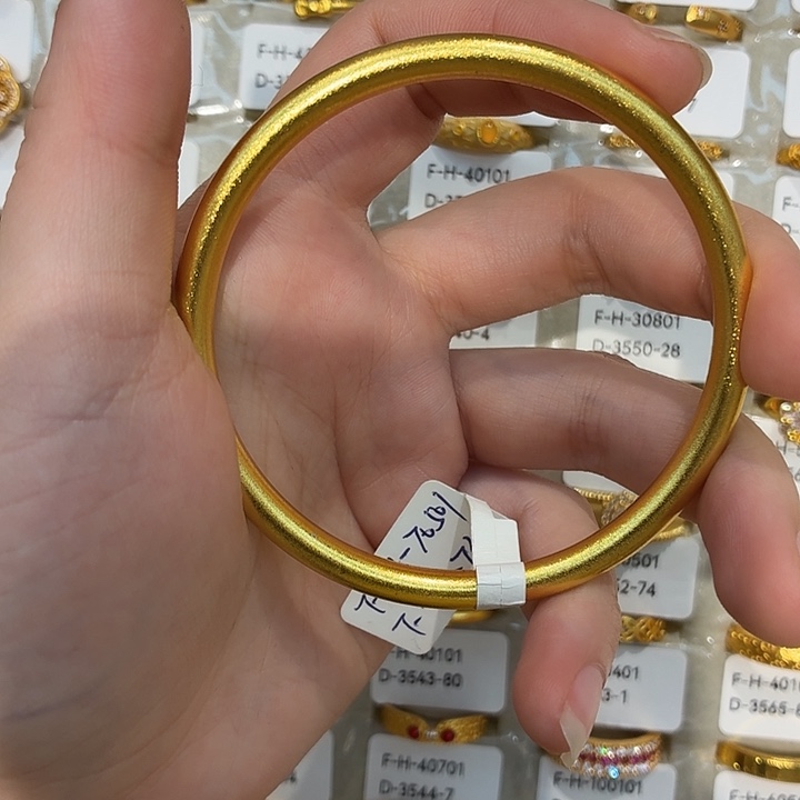 铜合金31-73卡66码强保色发 1 个壹笔壹手镯