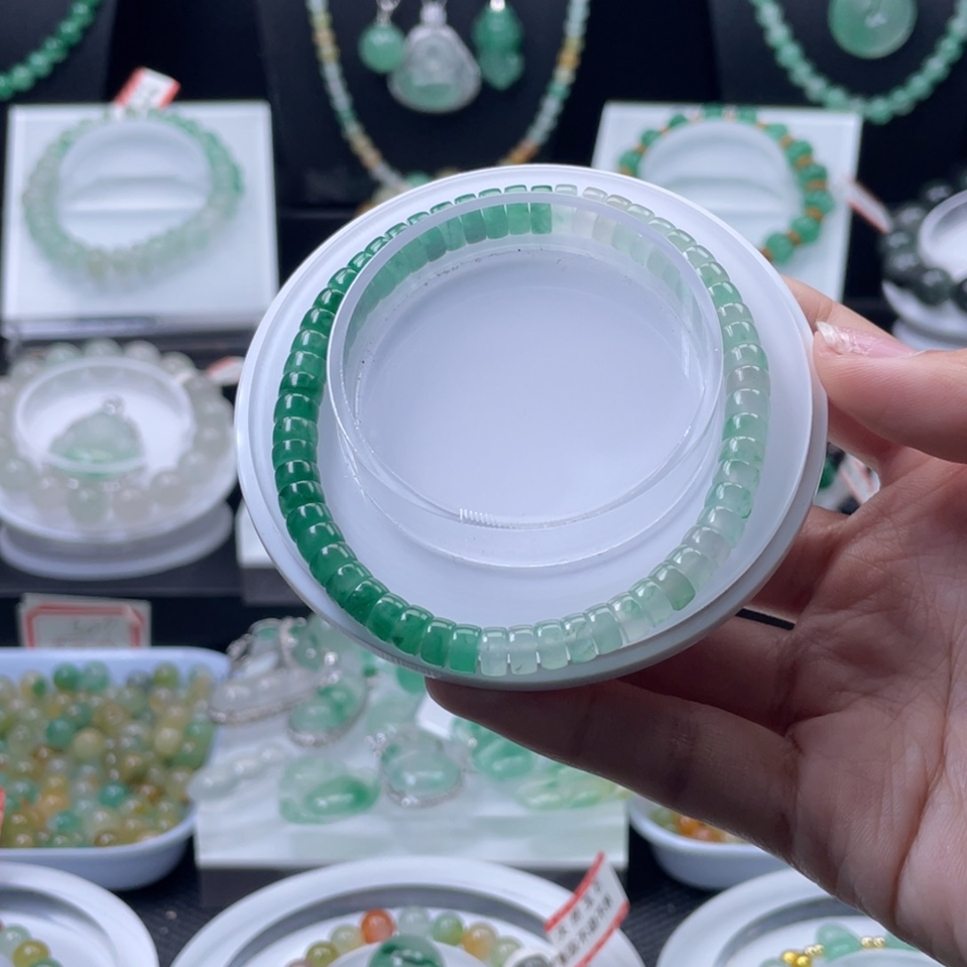 石英质玉（非洲翠）未镶嵌手串