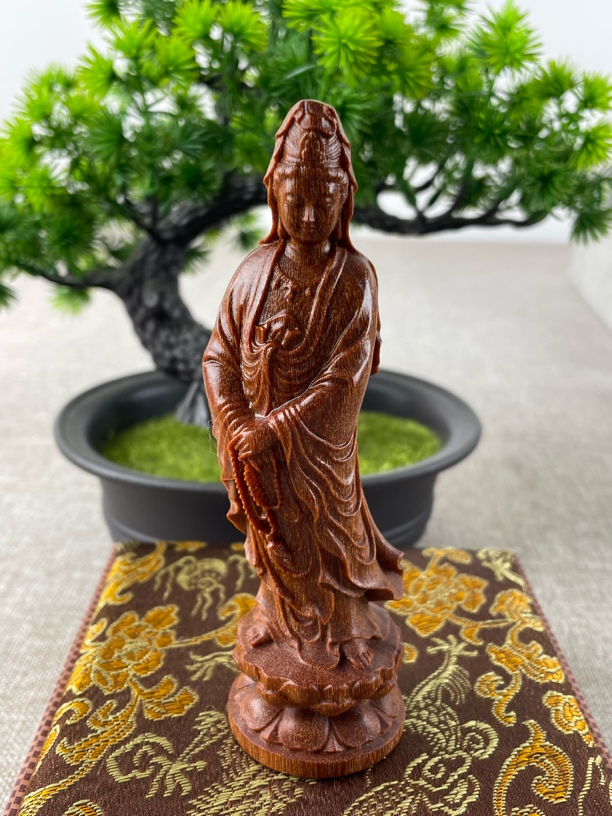 龙鳞满星 念珠观音摆件 精品木雕雕刻文玩摆件