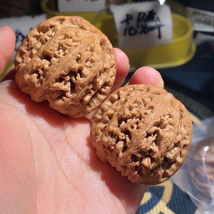 【闪购商品】文玩核桃吊坠大粗筋