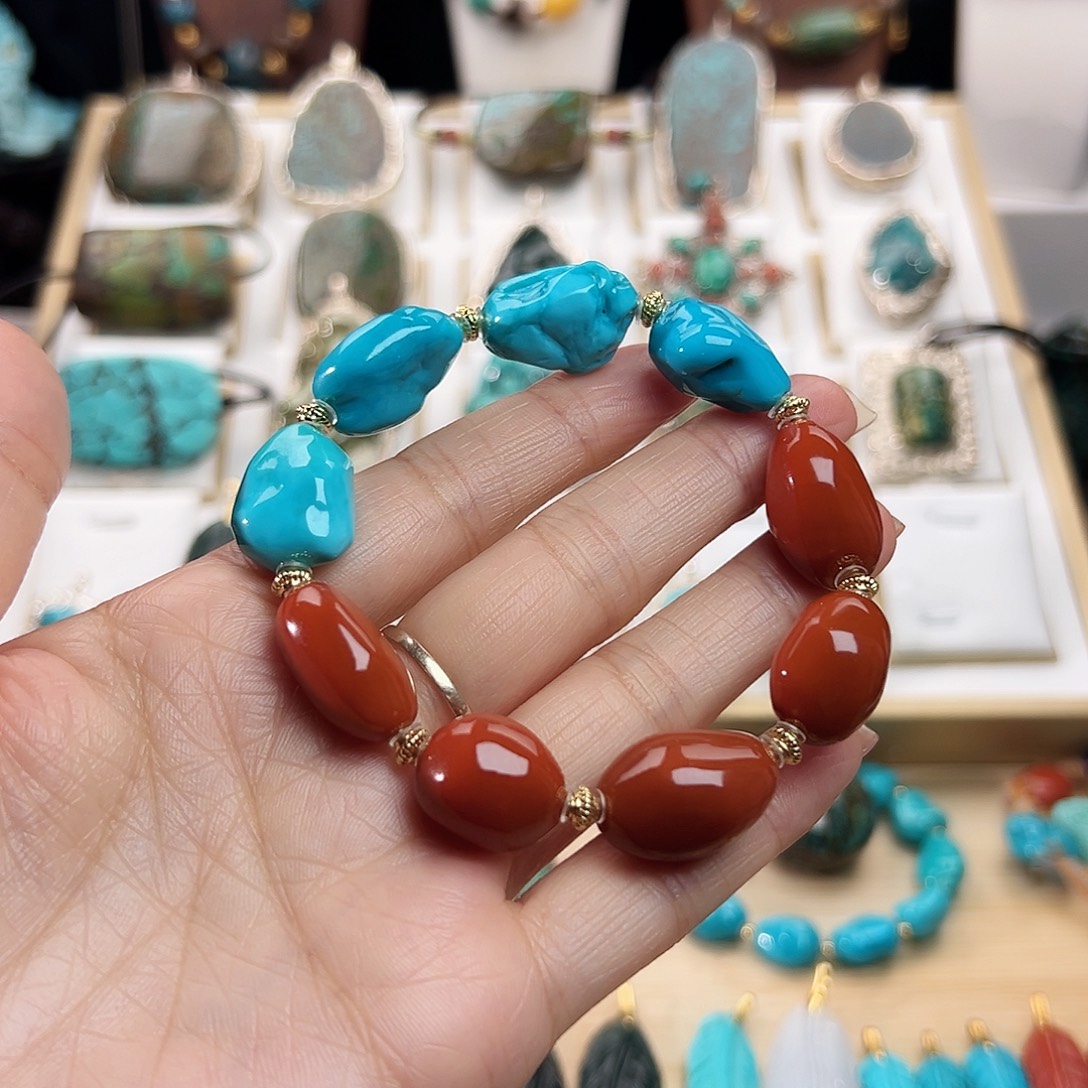 渊***立绿松石未镶嵌颈饰