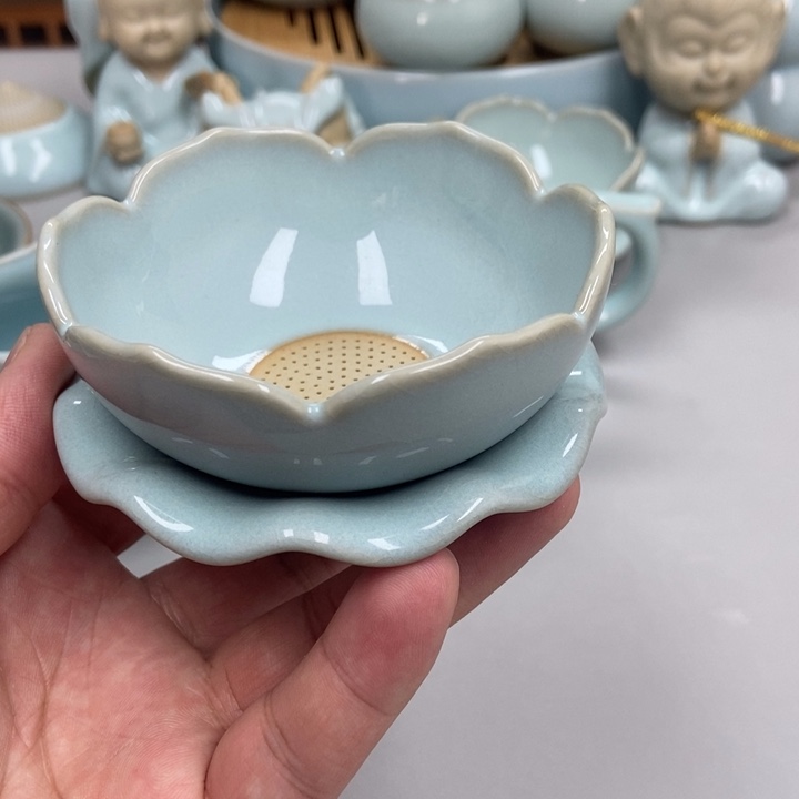 瓷济**晟天青色莲花瑕茶漏260张君老师