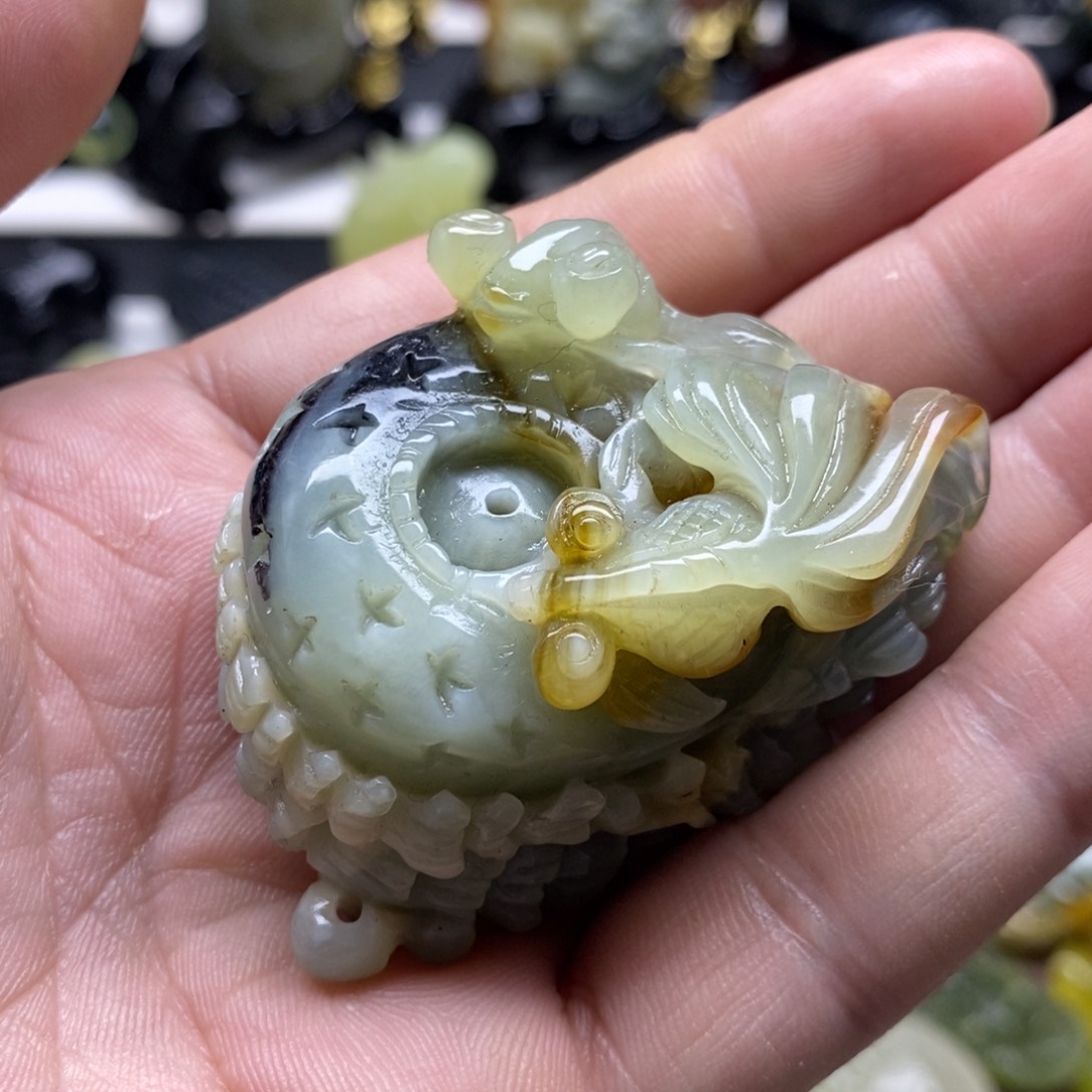 岫玉鱼篓手把未镶嵌