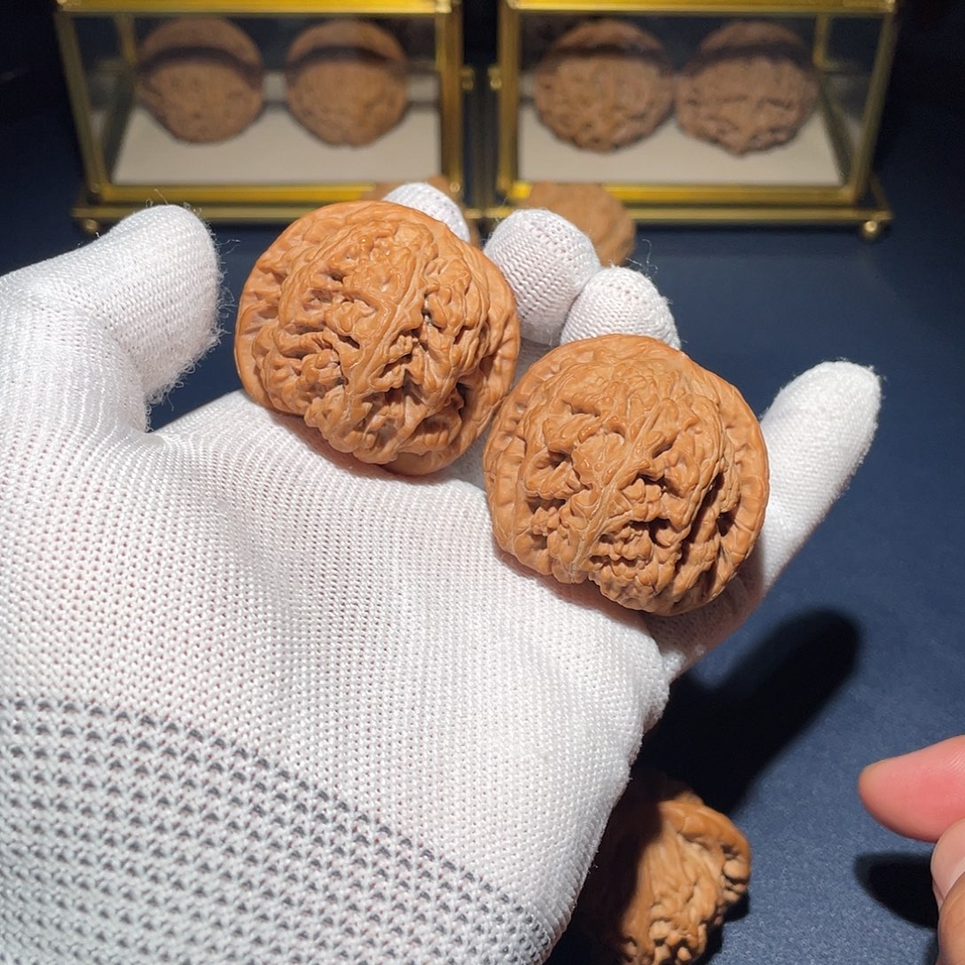 把件文玩核桃43平谷粗筋