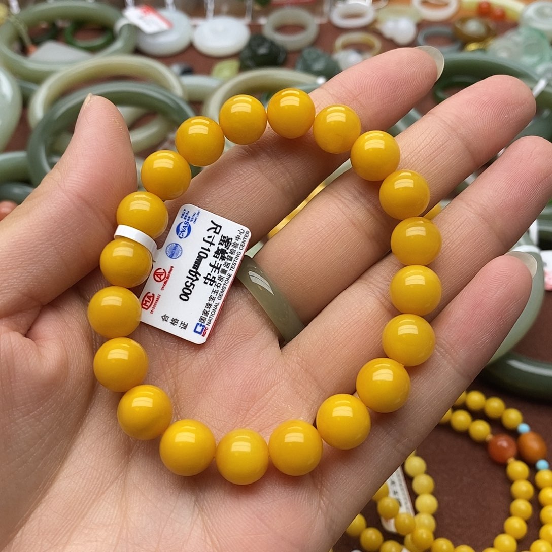 和田玉未镶嵌颈饰惊**声