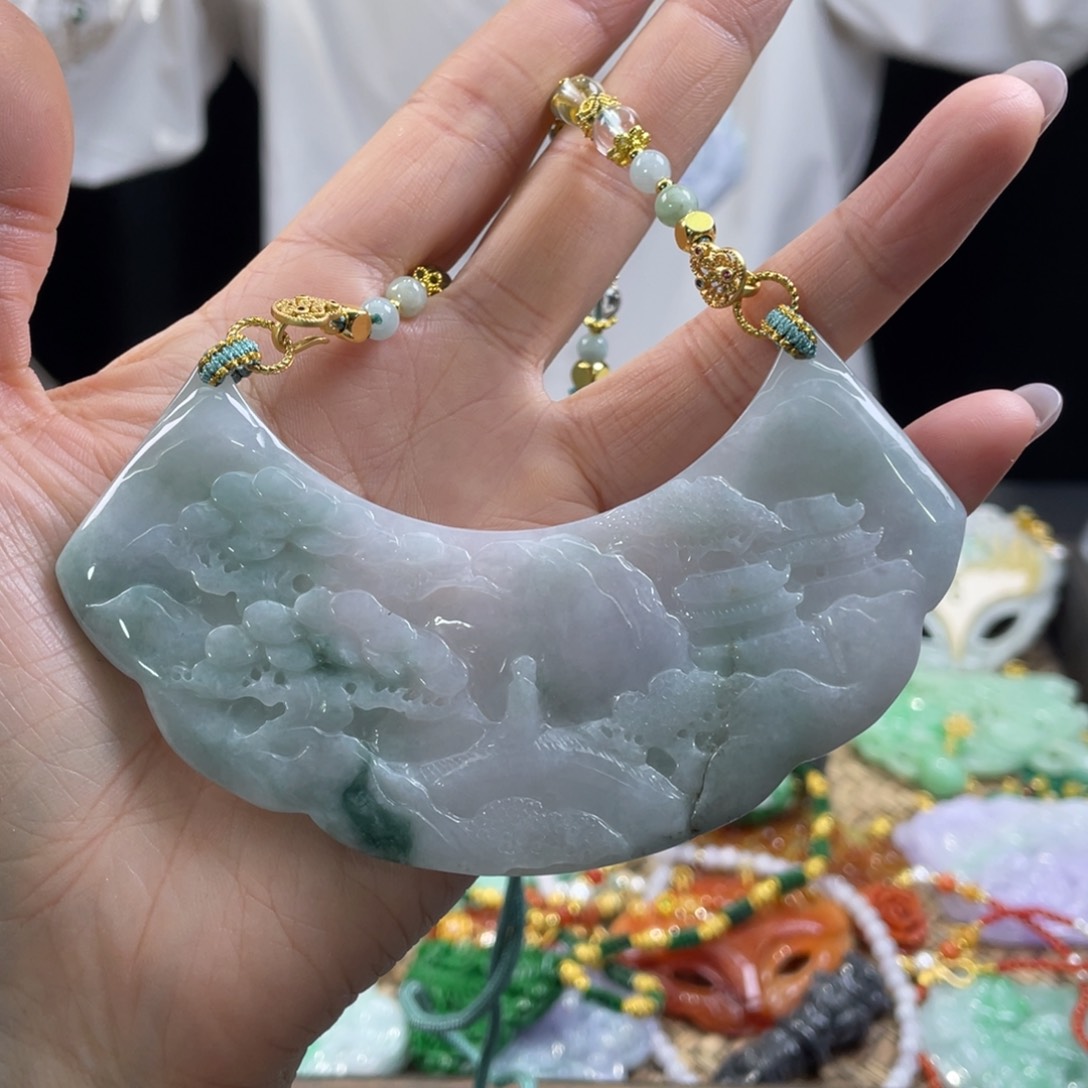 翡翠颈饰未镶嵌代编织