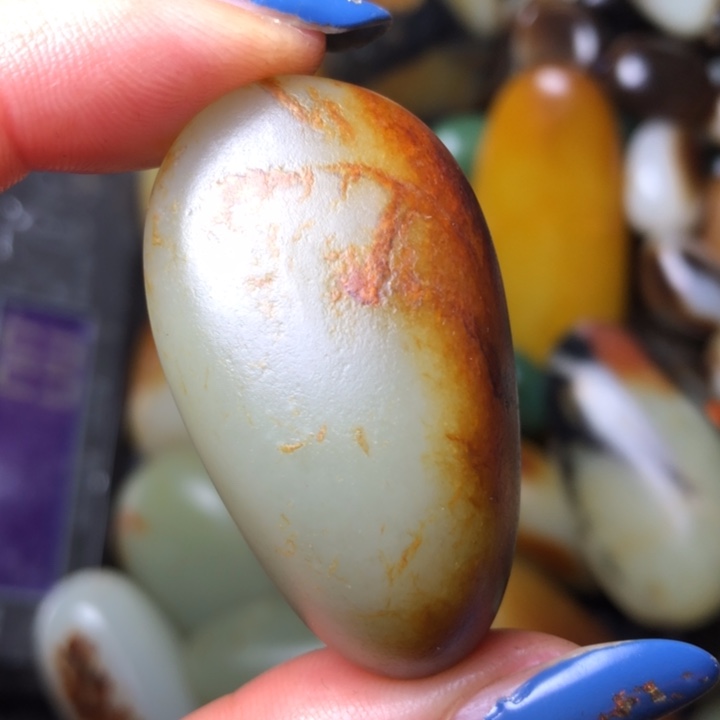 和田玉未镶嵌珠宝奇石