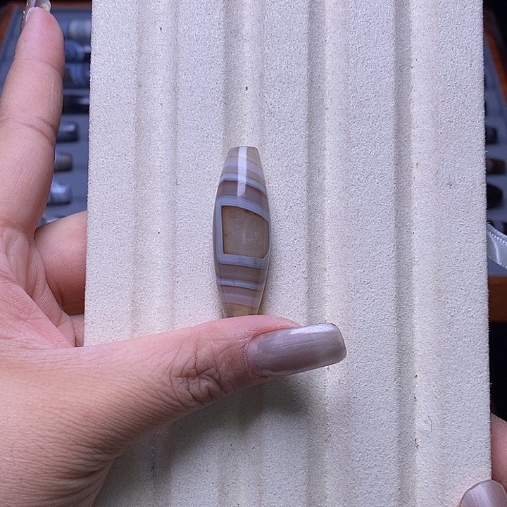 旺***包玛瑙/玉髓未镶嵌颈饰