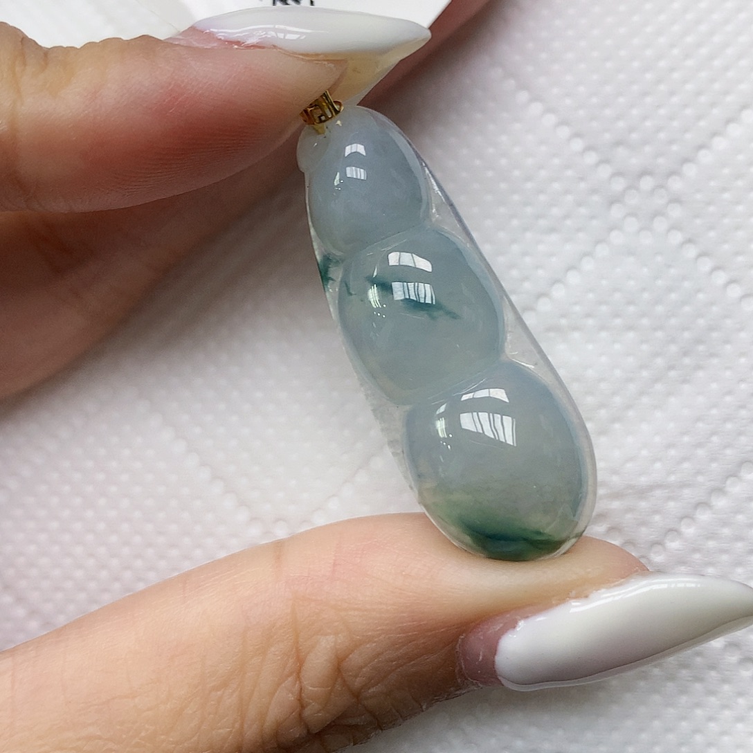 颈饰18K金镶嵌翡翠