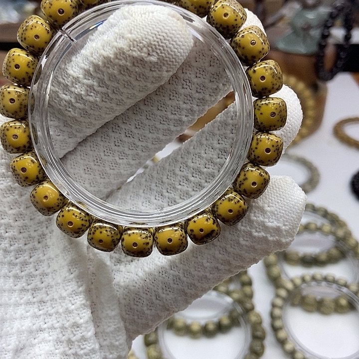 凯***伯星月菩提手串星月菩提手串