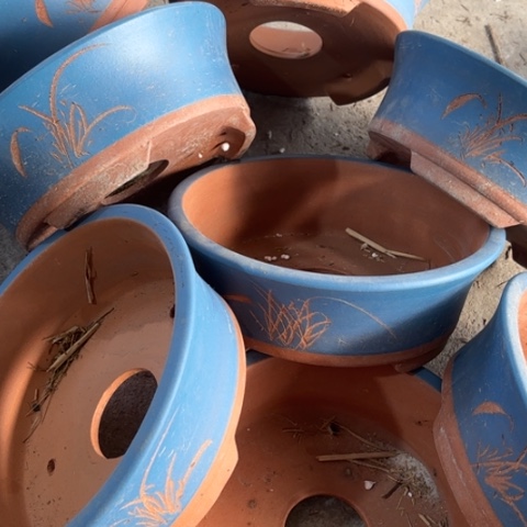 紫砂花盆100-8。               