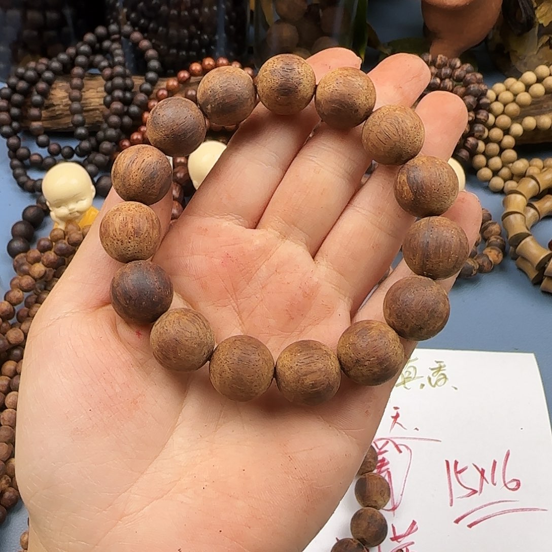 降真香其他1.5回白棋楠腊干单圈