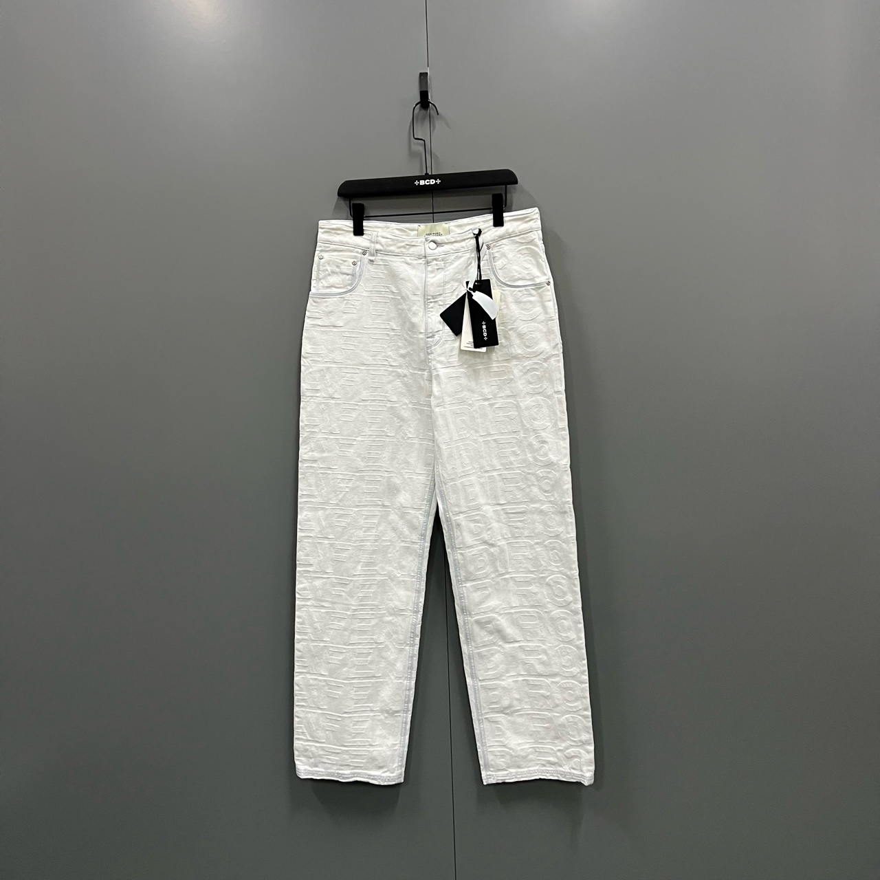 99新 FENDI/芬迪 h91 白色字母logo牛仔裤  36码009219