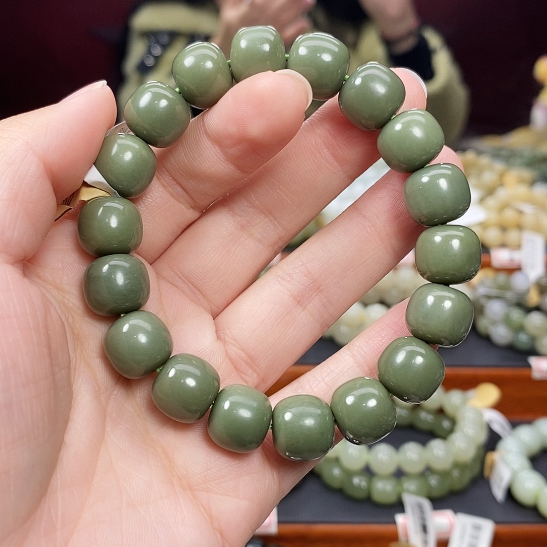 和田玉手链未镶嵌