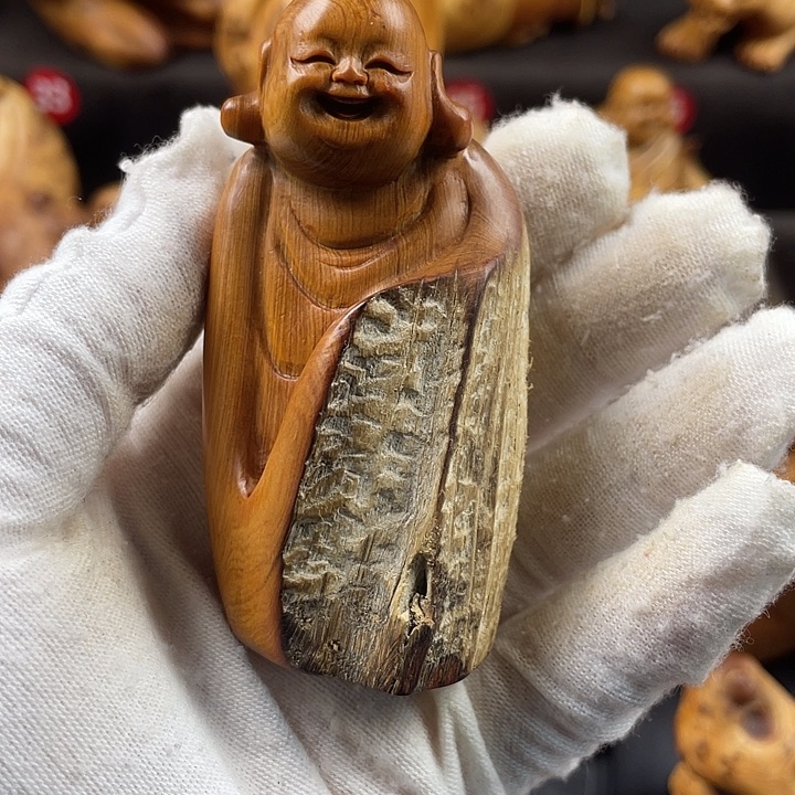 柏木（崖柏）米勒手把件