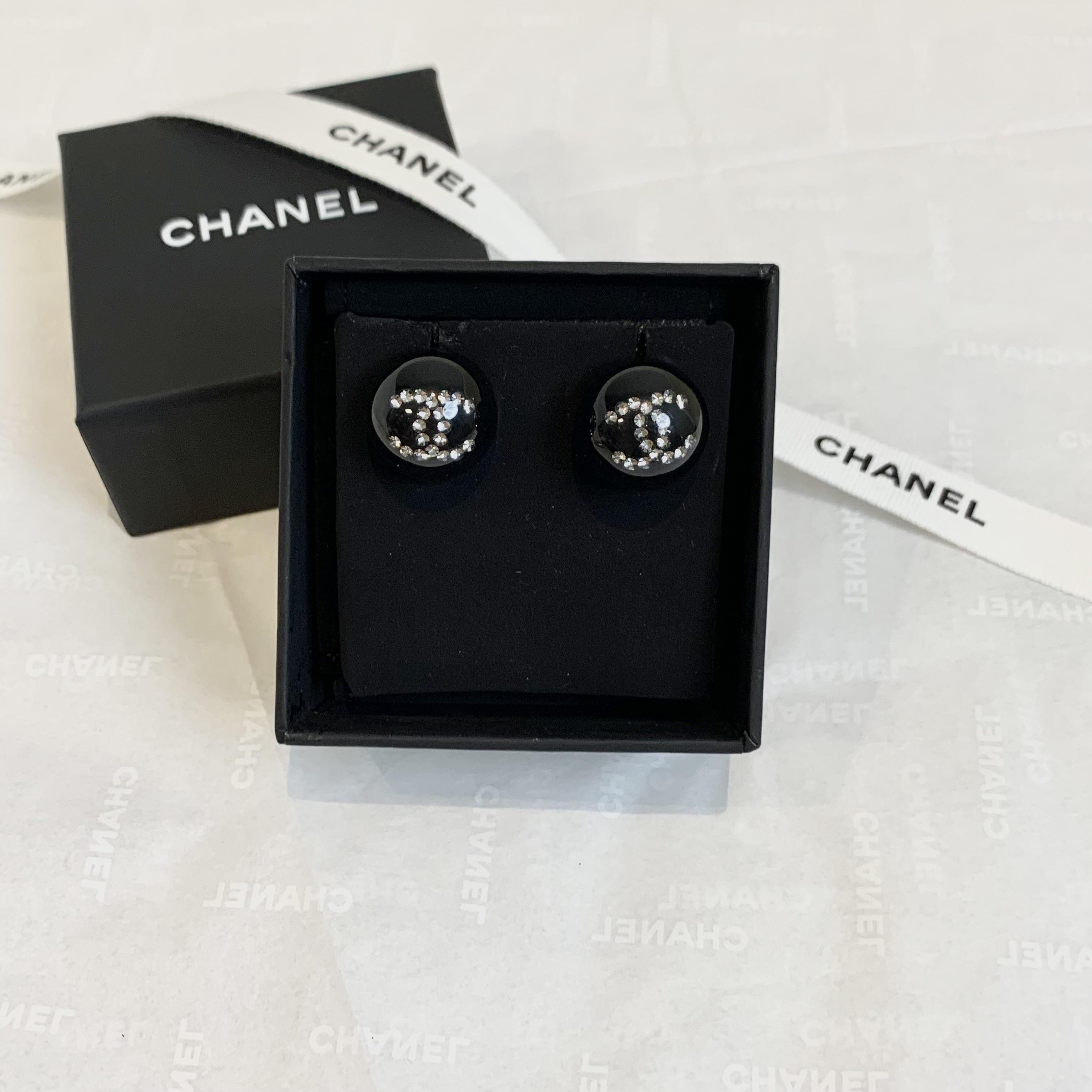 95新 Chanel/香奈儿 壹臻/21K黑色圆球水钻双C耳钉/91132913