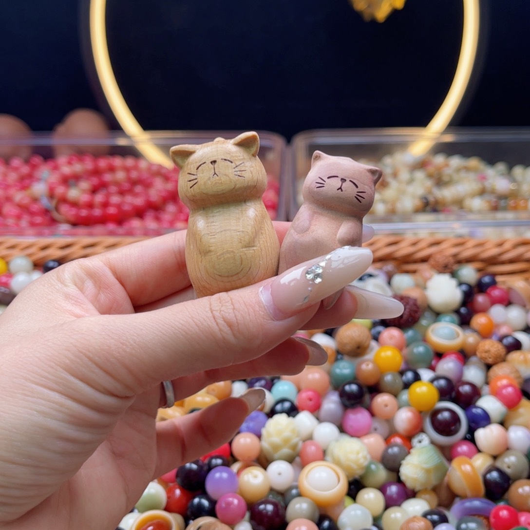 白玉菩提吊坠c45mm/1个摆烂猫