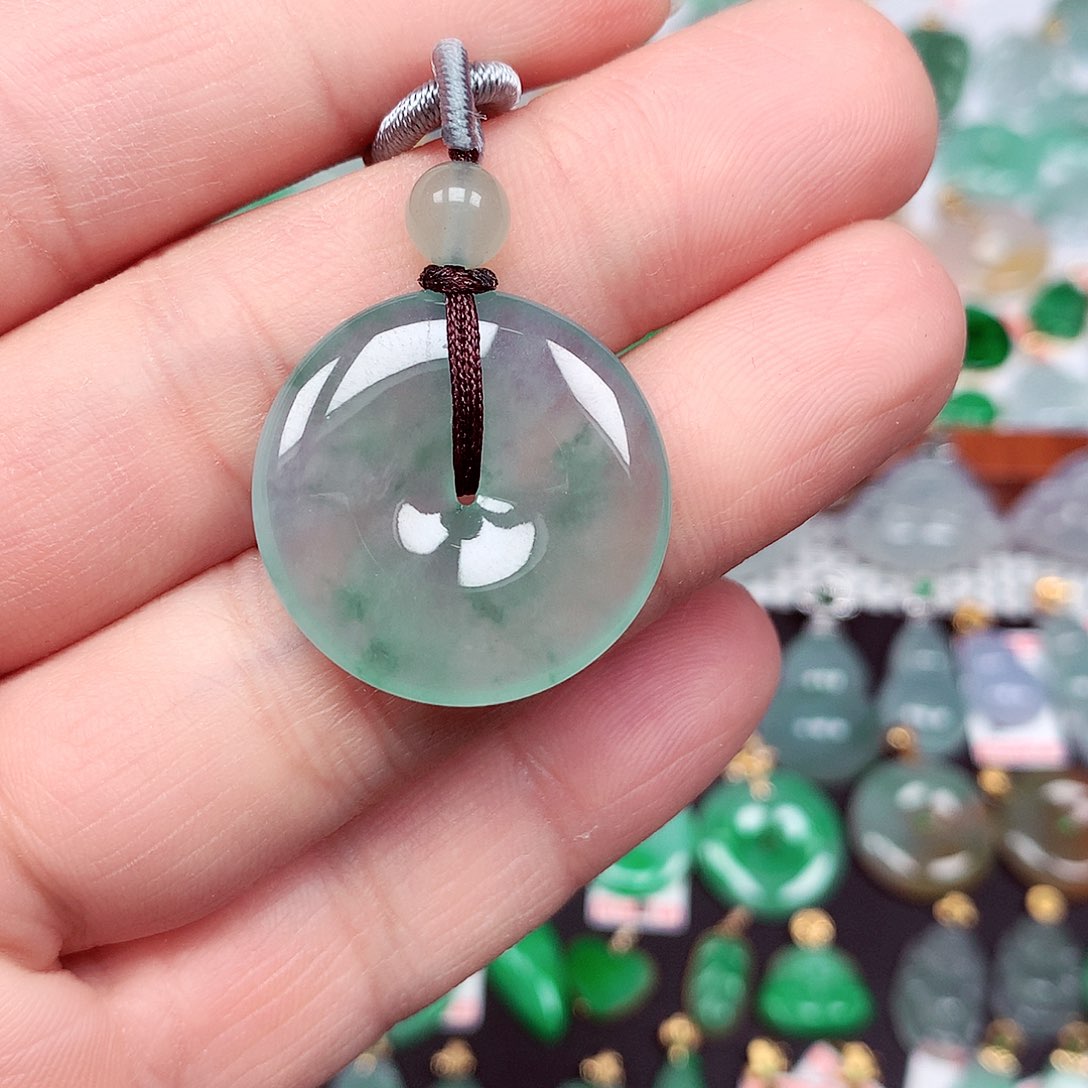 翡翠颈饰未镶嵌天然翡翠A货