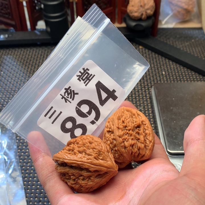 吊坠文玩核桃虎头王