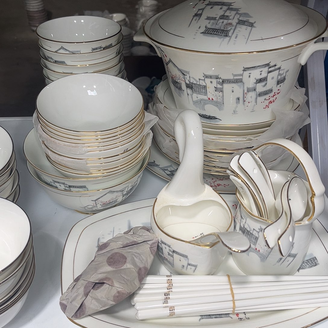 瓷片套装48件套装哇塞