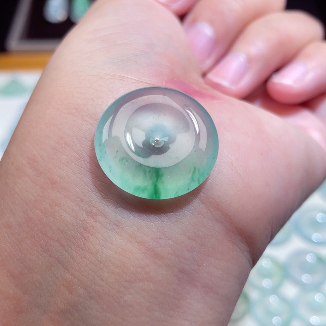 颈饰未镶嵌翡翠扣子