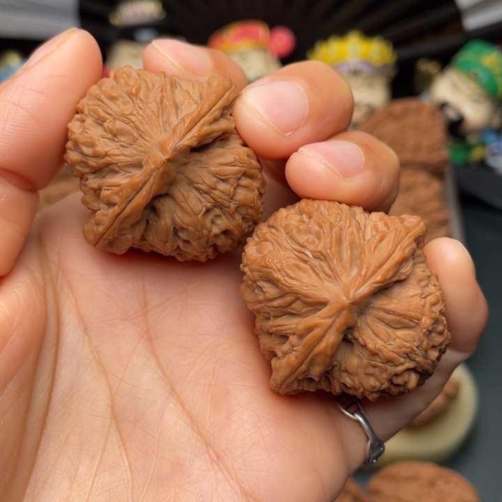 吊坠文玩核桃长**浪37尺全家福满肉高炮1053