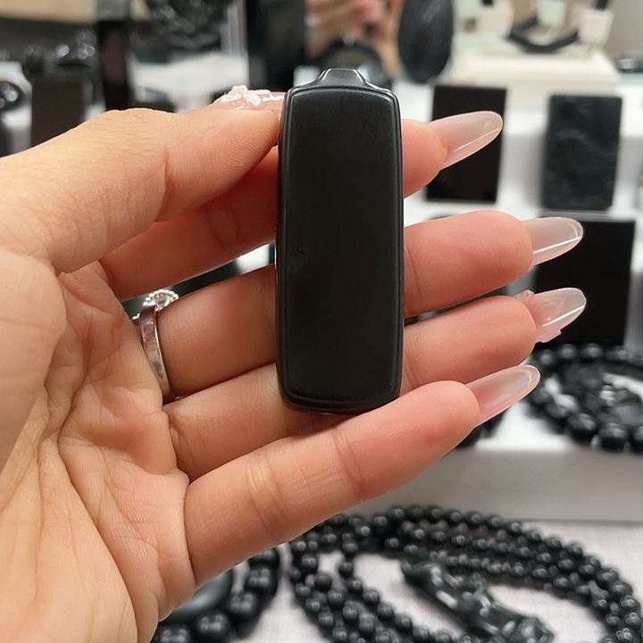 【闪购商品】和田玉（青玉）颈饰未镶嵌天****云