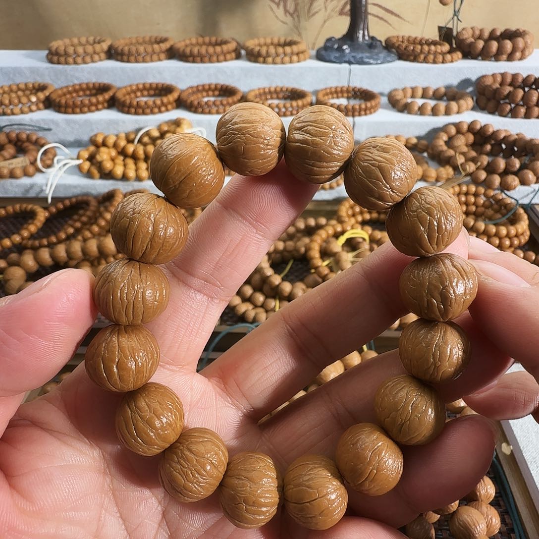手串猴头核桃原皮原色猴头手串聚宝盆