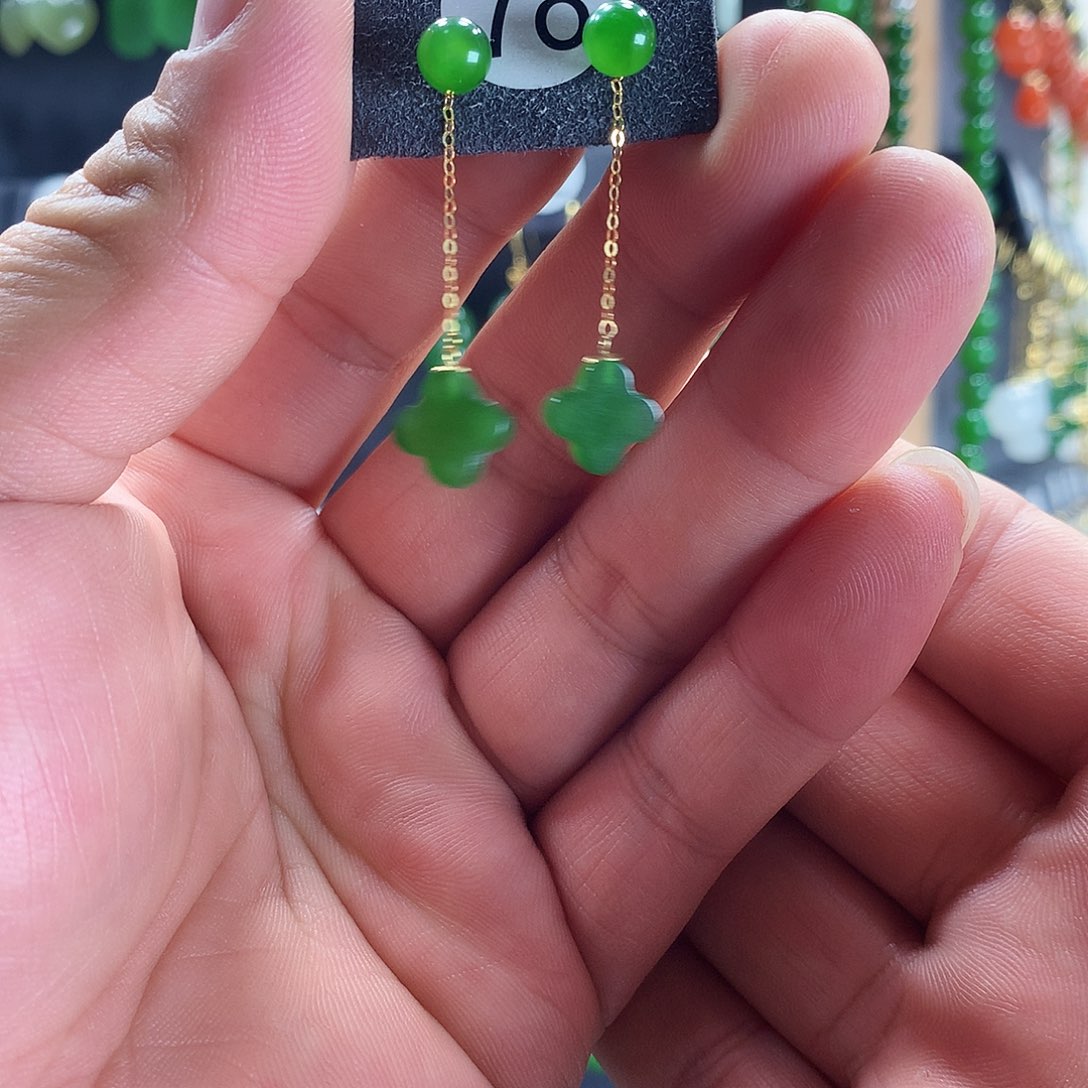 和田玉耳饰18K金镶嵌78