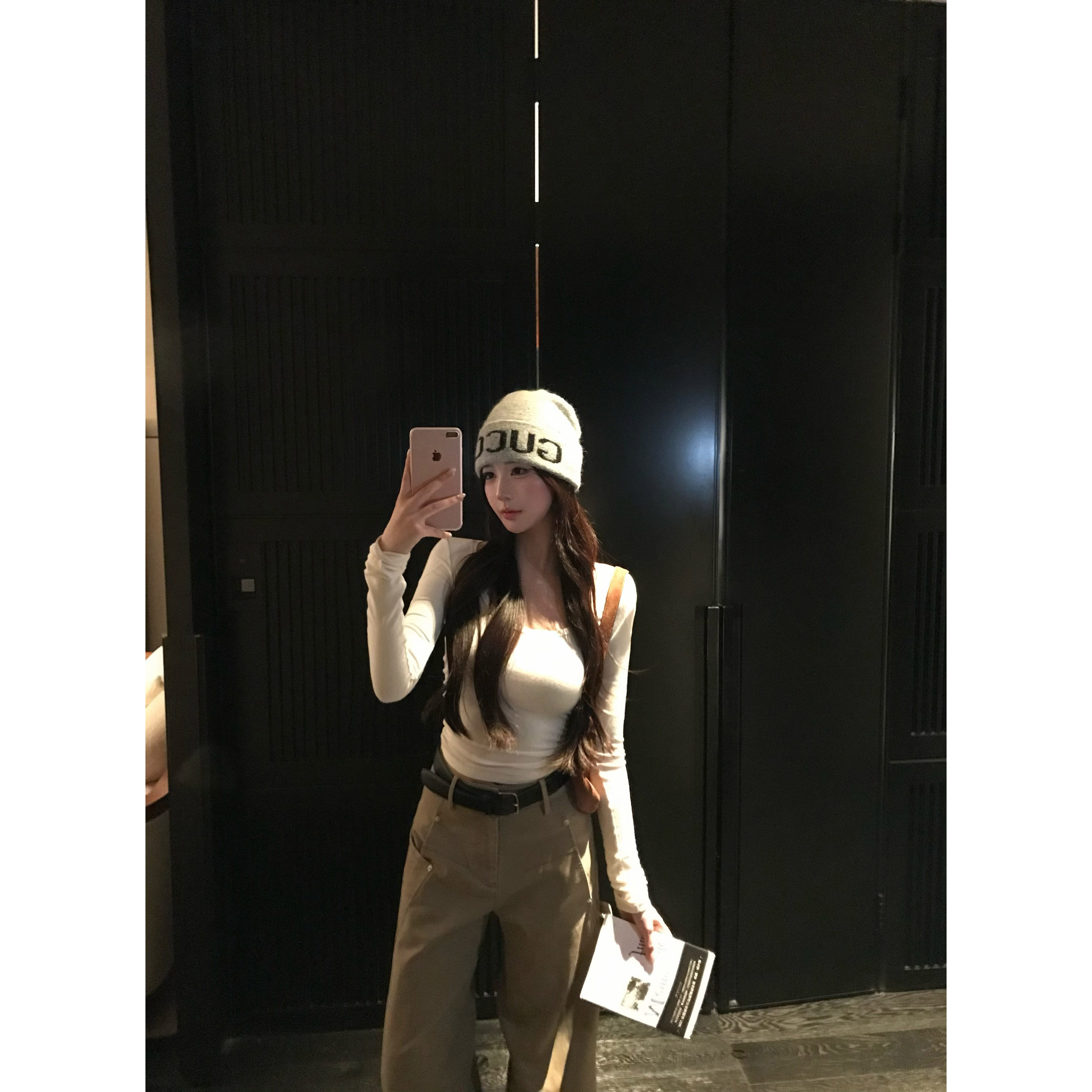 FBB limit【呼吸感】山羊绒真丝舒适经典多领型纯色上衣女D254085A