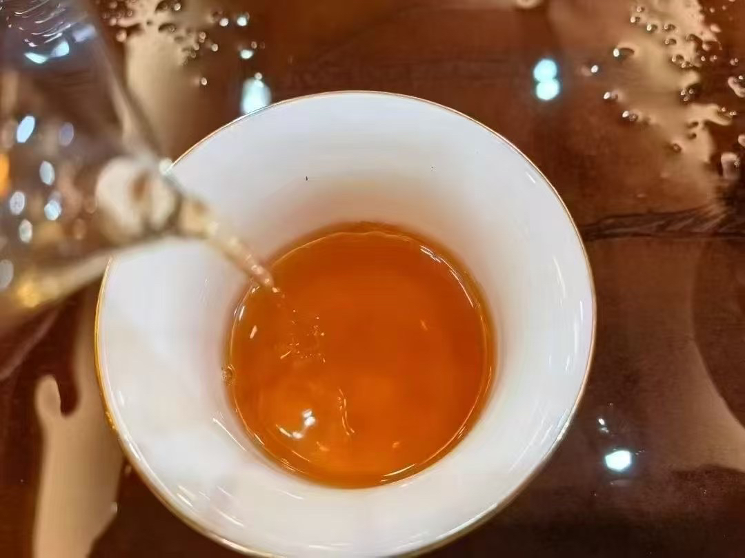 2019年高山韵象普洱生茶单饼