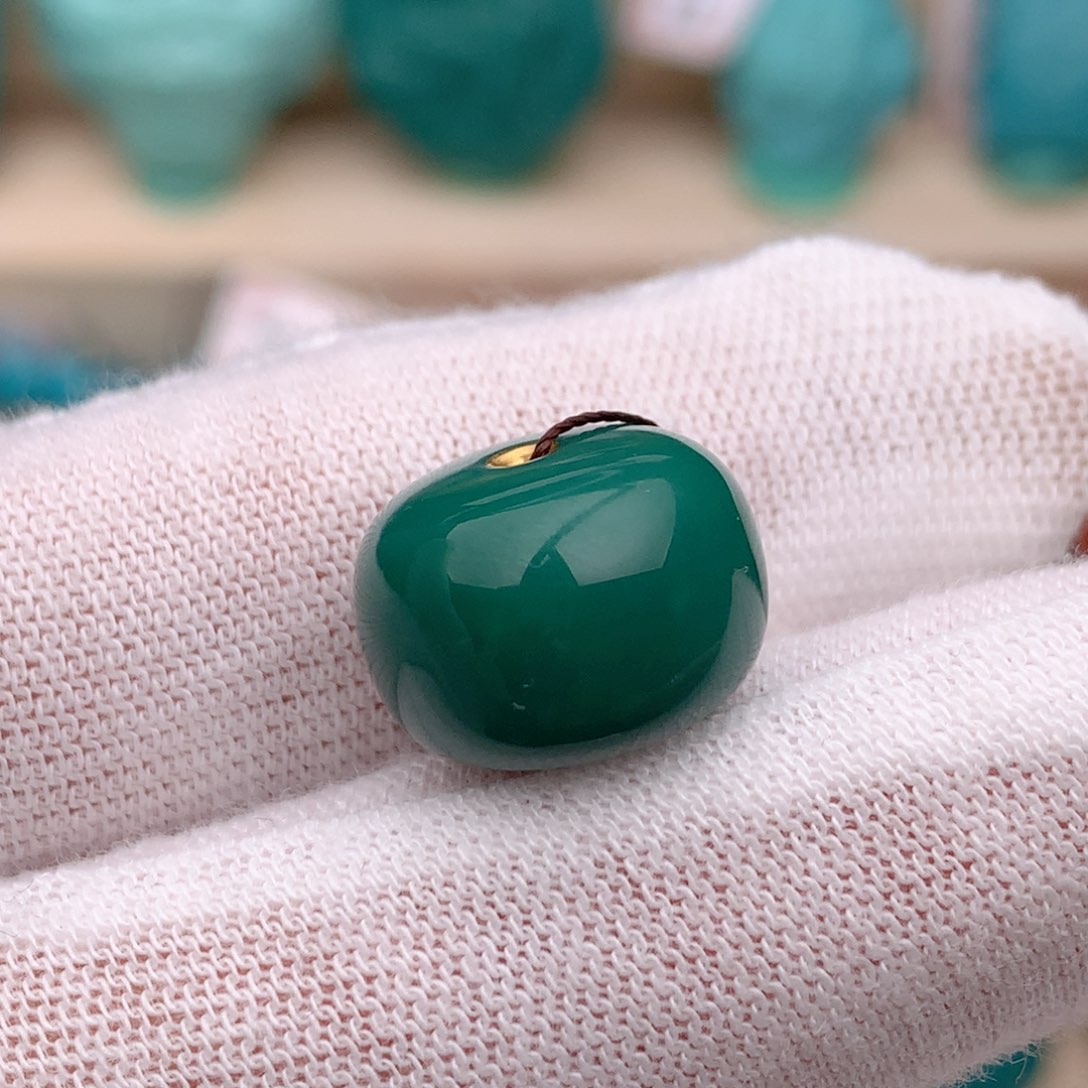 绿松石直径14✖️10未镶嵌