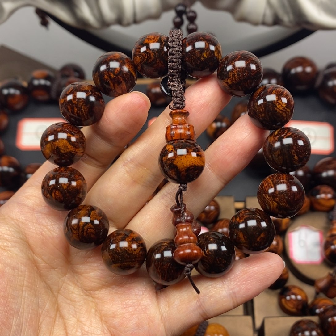 【闪购商品】黄花梨/降香黄檀樂**中1.5爆满烟花