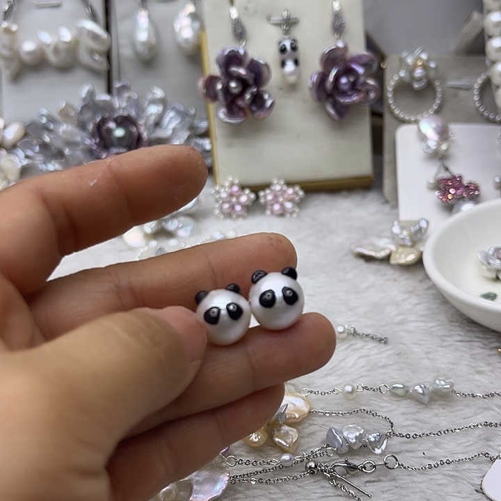 银S925镶嵌淡水珍珠颈饰