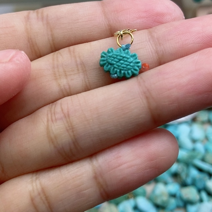 南红玛瑙未镶嵌珠宝奇石