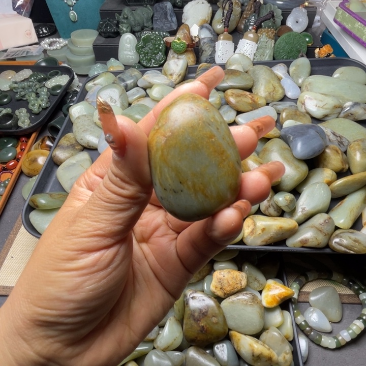 *****和田玉未镶嵌珠宝奇石