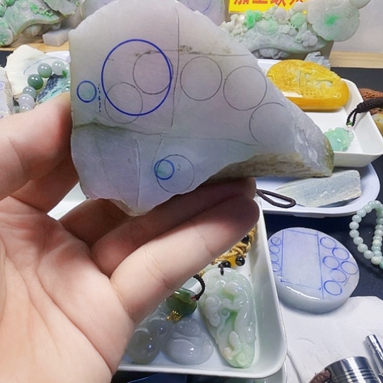 未镶嵌定制翡翠i**i翡翠