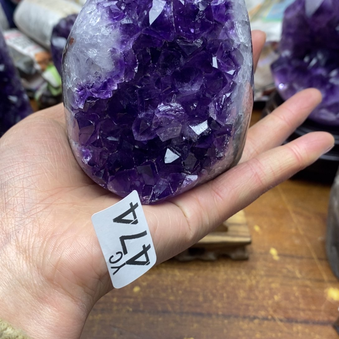 水晶大型摆件（非配饰）未镶嵌