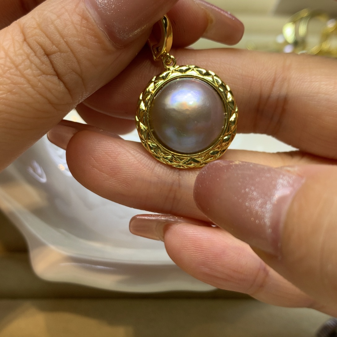 未镶嵌颈饰拼合珍珠（马贝珠）