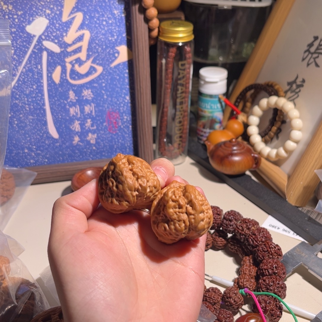 2***8把件文玩核桃35三角蛙