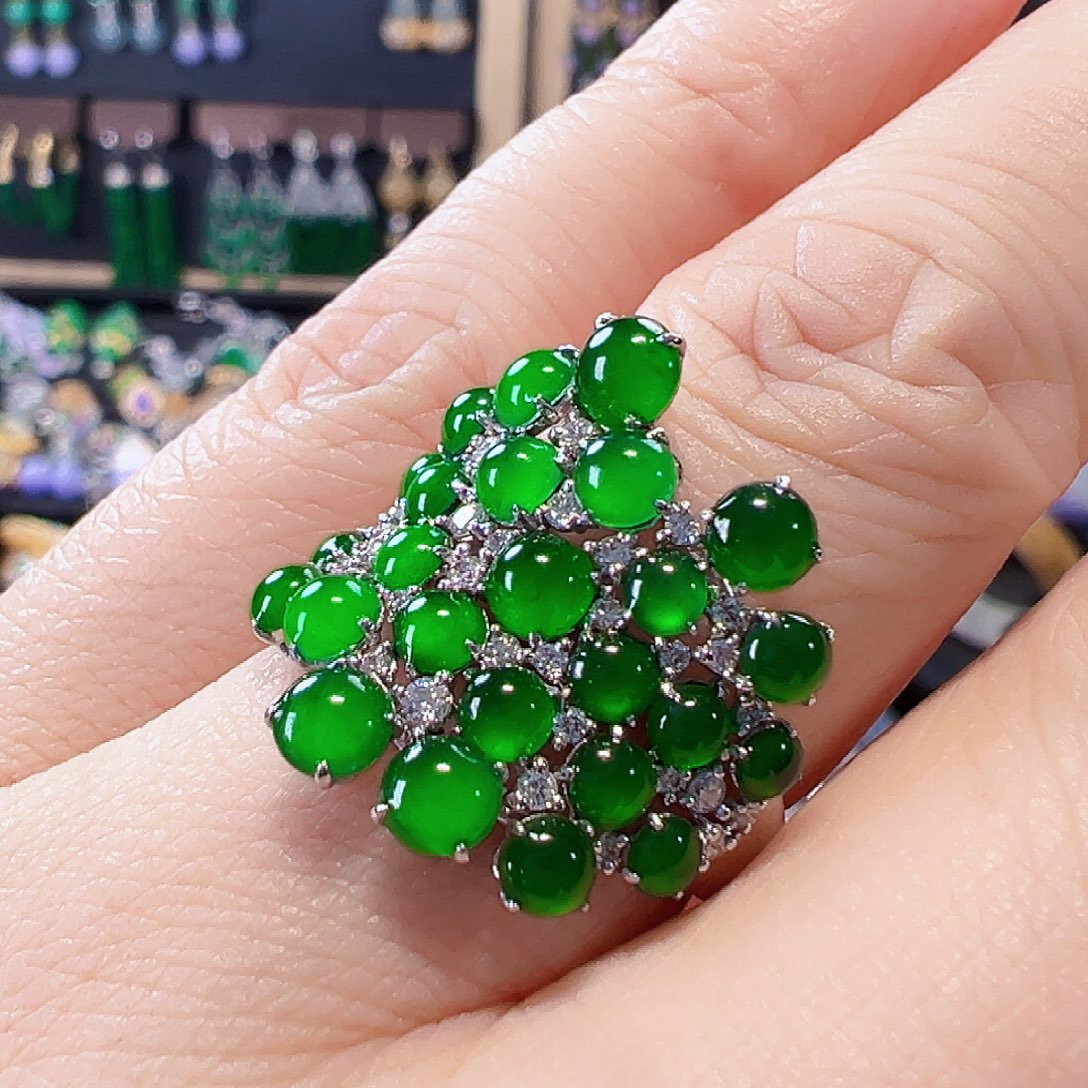 翡翠戒指18K金镶嵌签收后24小时鉴赏期